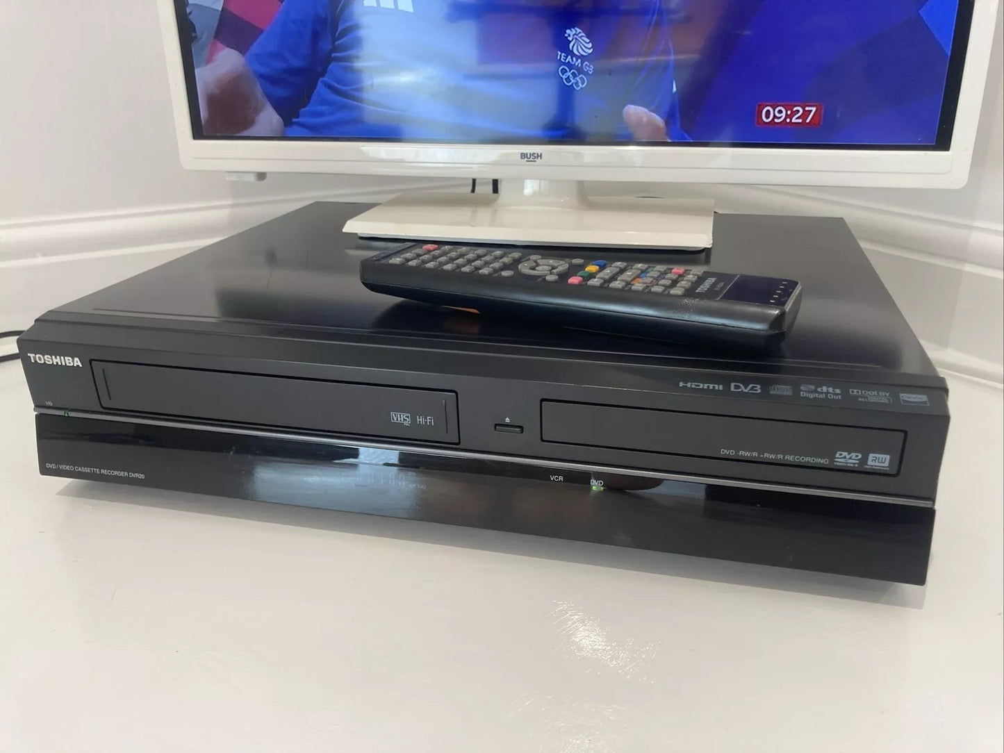 TOSHIBA DVR20 VCR DVD RECORDER