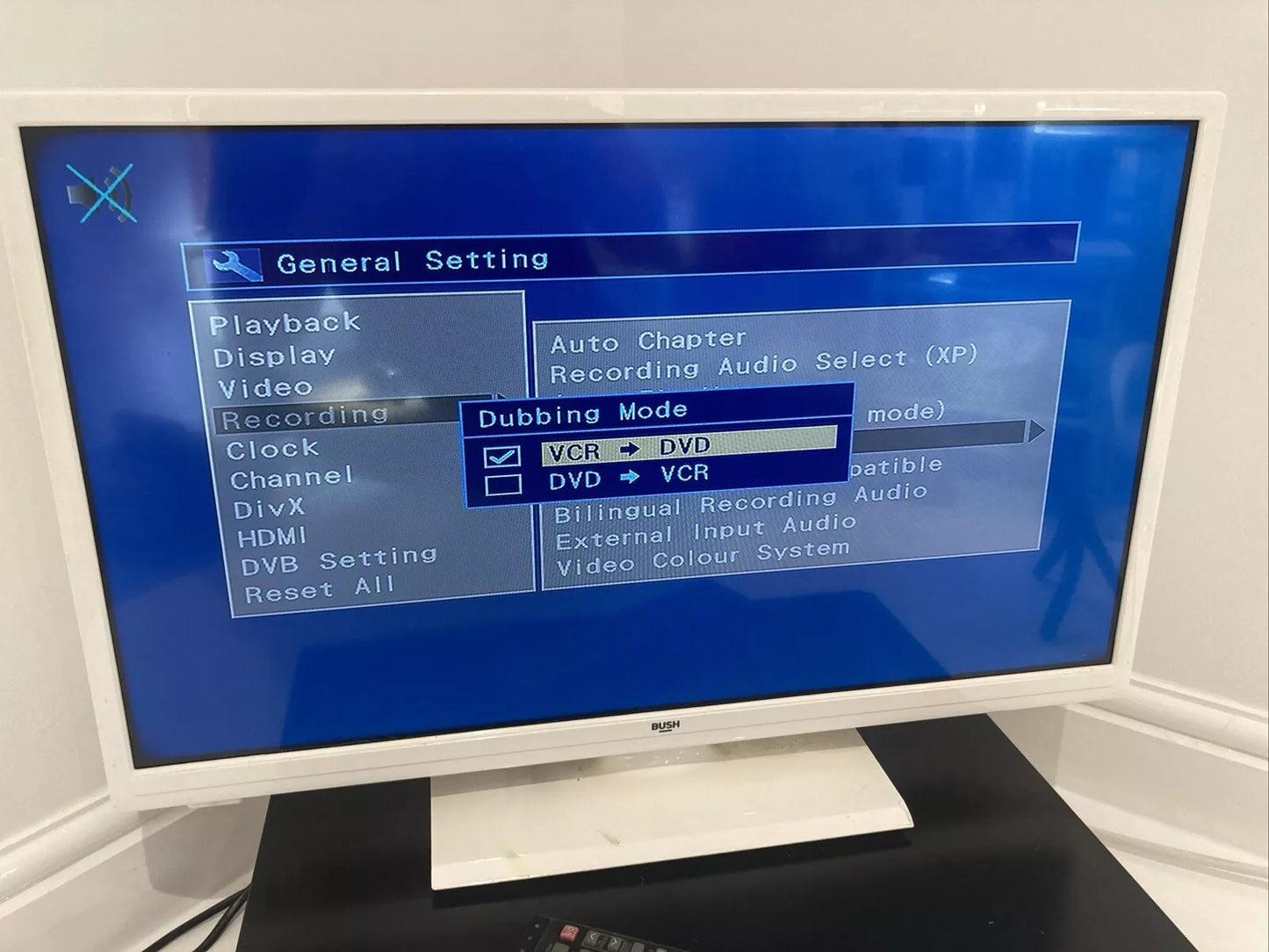 TOSHIBA DVR20 VCR DVD RECORDER