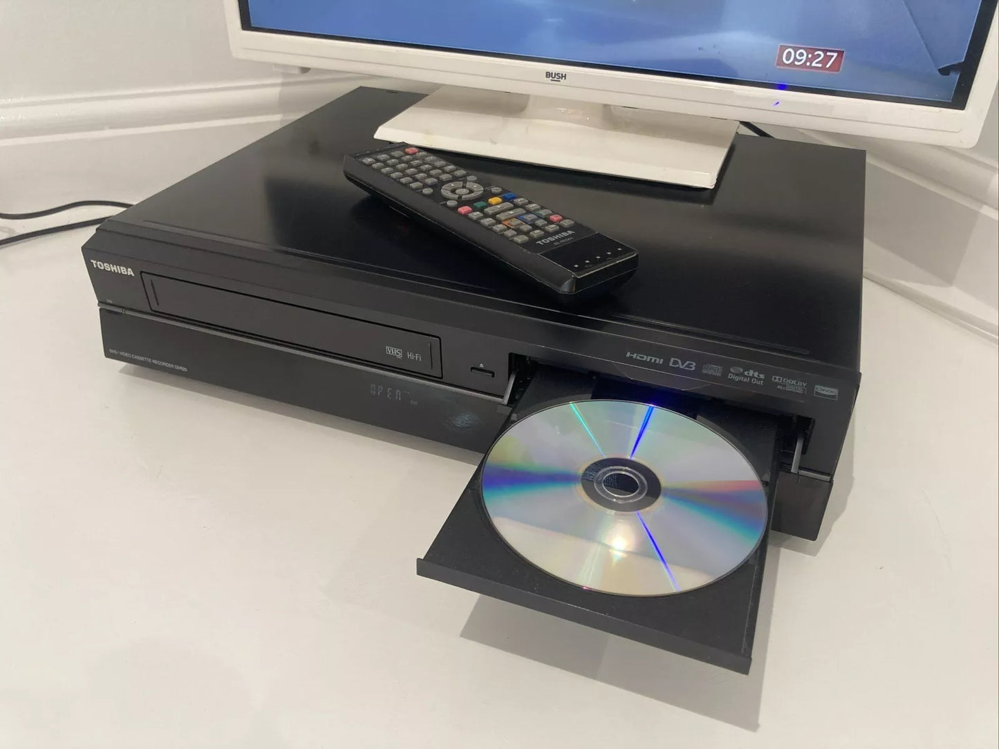 TOSHIBA DVR20 VCR DVD RECORDER