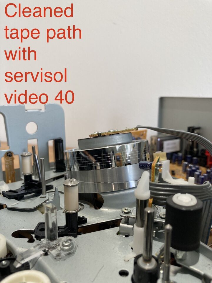 TOSHIBA DVR20 VCR DVD RECORDER