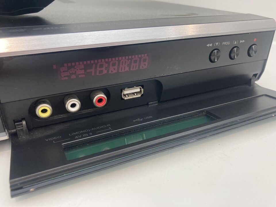 LG HR400 Blu-Ray DVD player Freeview Recorder HDD 160GB