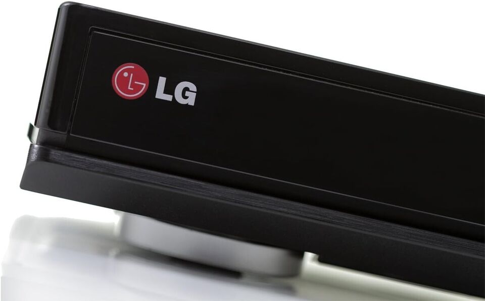 LG HR935M 3D Blu-ray disc player with 500GB HDD Freeview HD