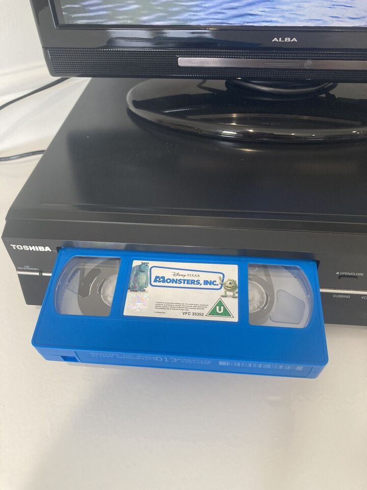 Toshiba RDXV59 DVD VHS HDD Recorder Freeview HDMI Copy VHS to DVD