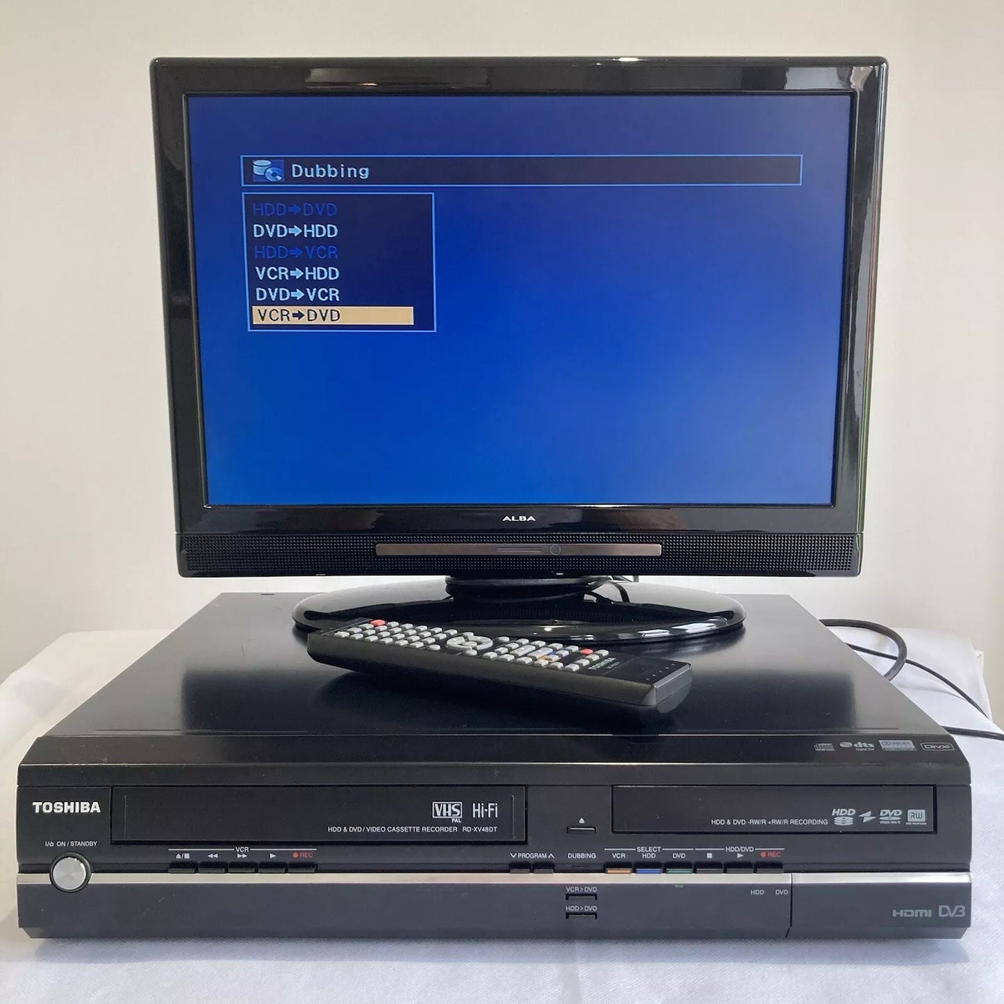 Toshiba RDXV48 – VHS & DVD & 160GB HDD Recorder