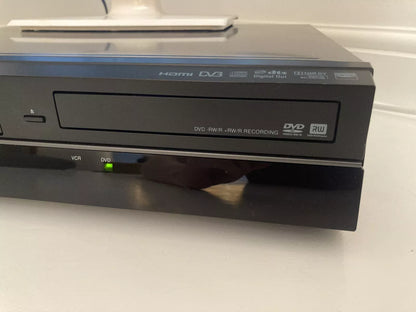 TOSHIBA DVR20 VCR DVD RECORDER